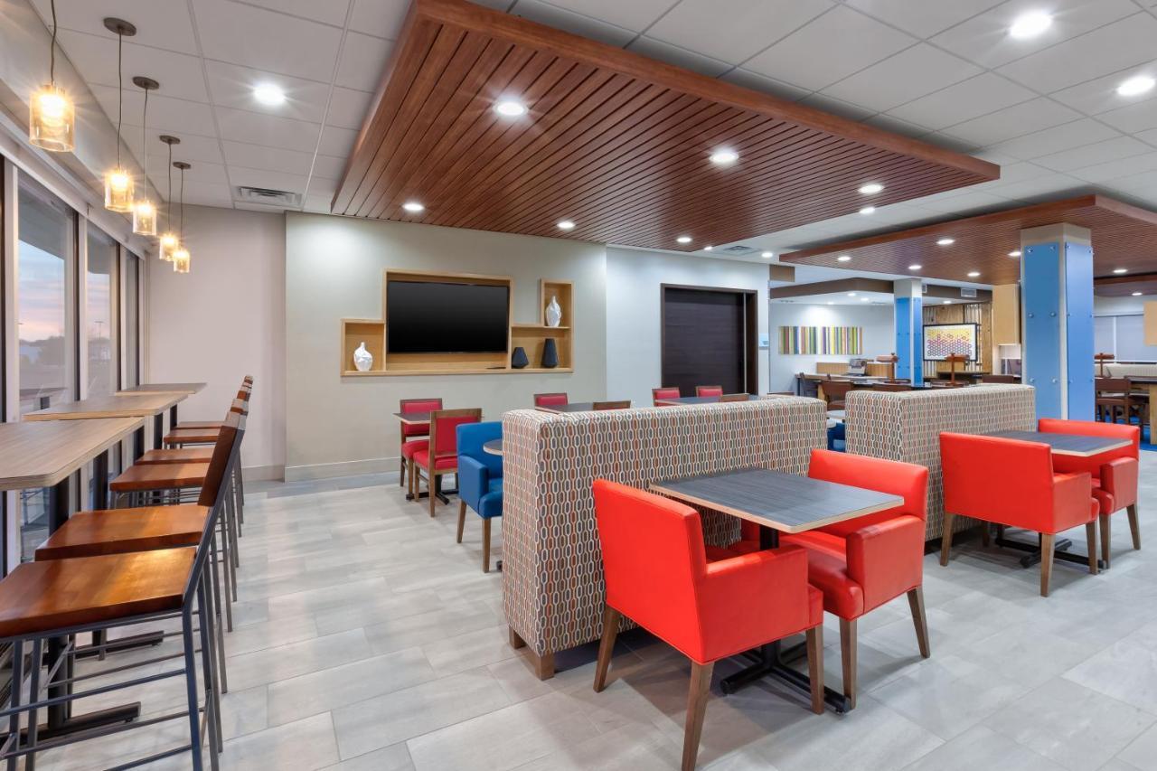 Holiday Inn Express & Suites Wooster By Ihg Exteriör bild