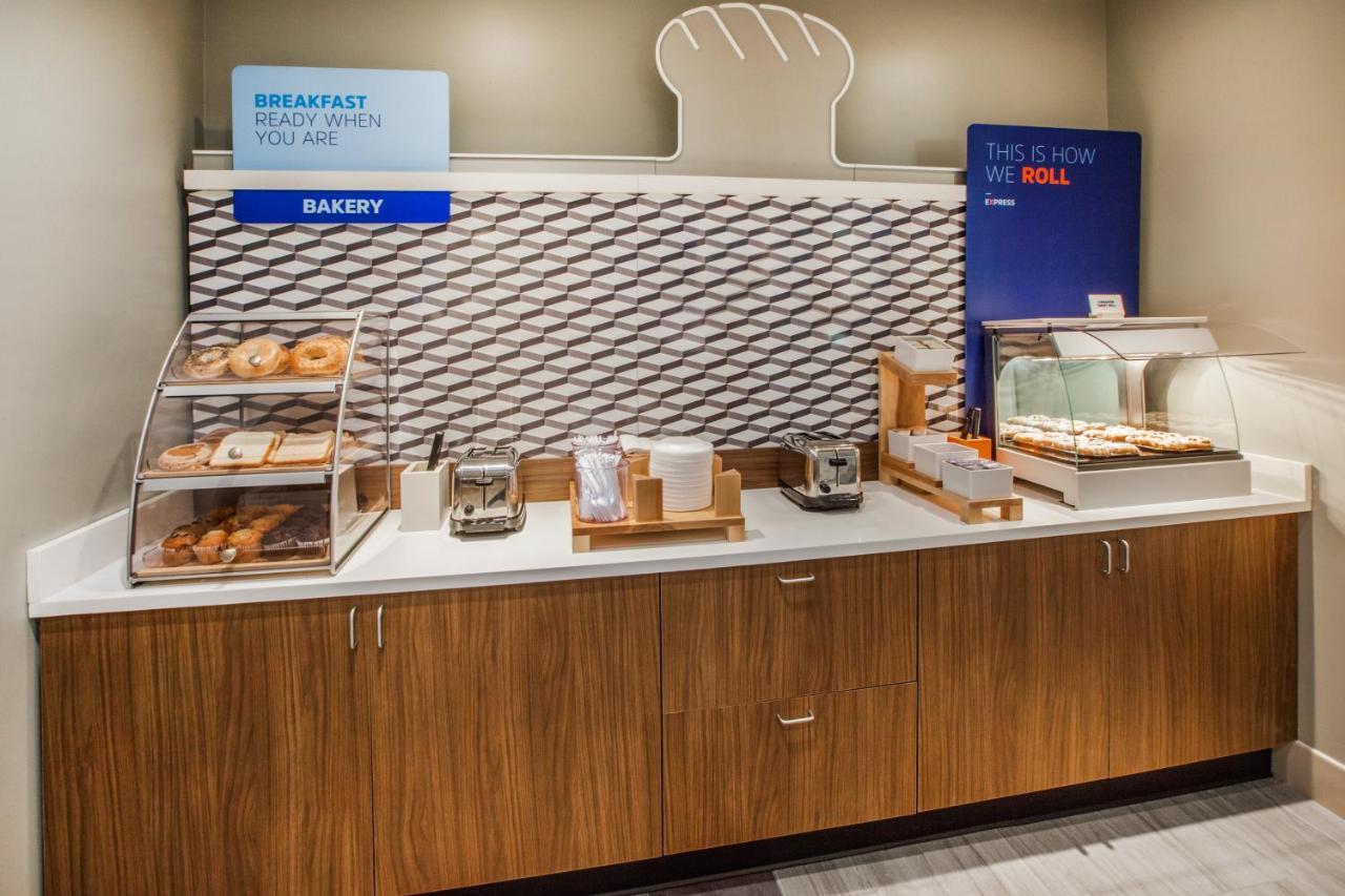 Holiday Inn Express & Suites Wooster By Ihg Exteriör bild