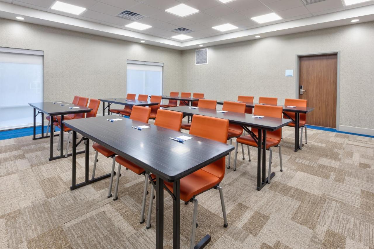 Holiday Inn Express & Suites Wooster By Ihg Exteriör bild